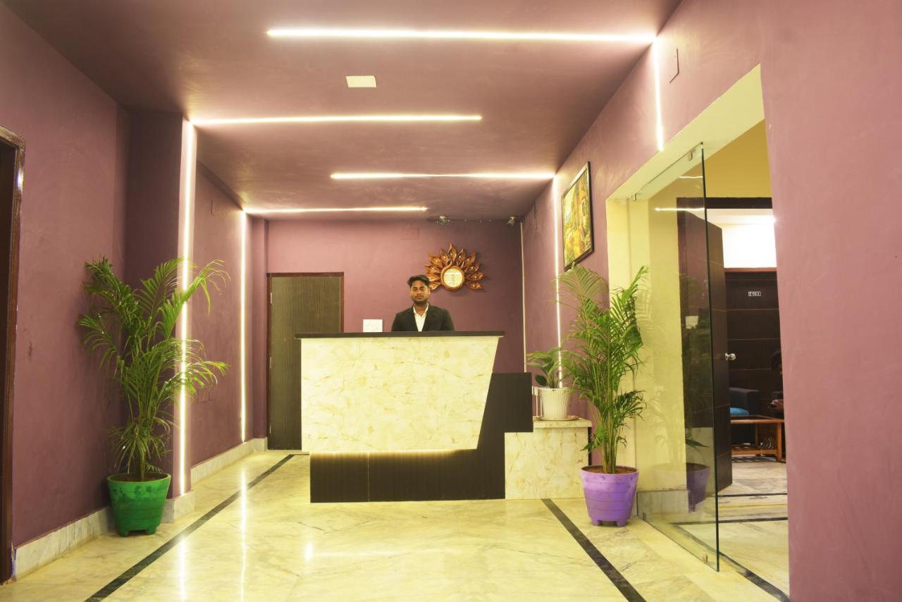 The Greenstar Inn Premium Bhubaneswar Buitenkant foto