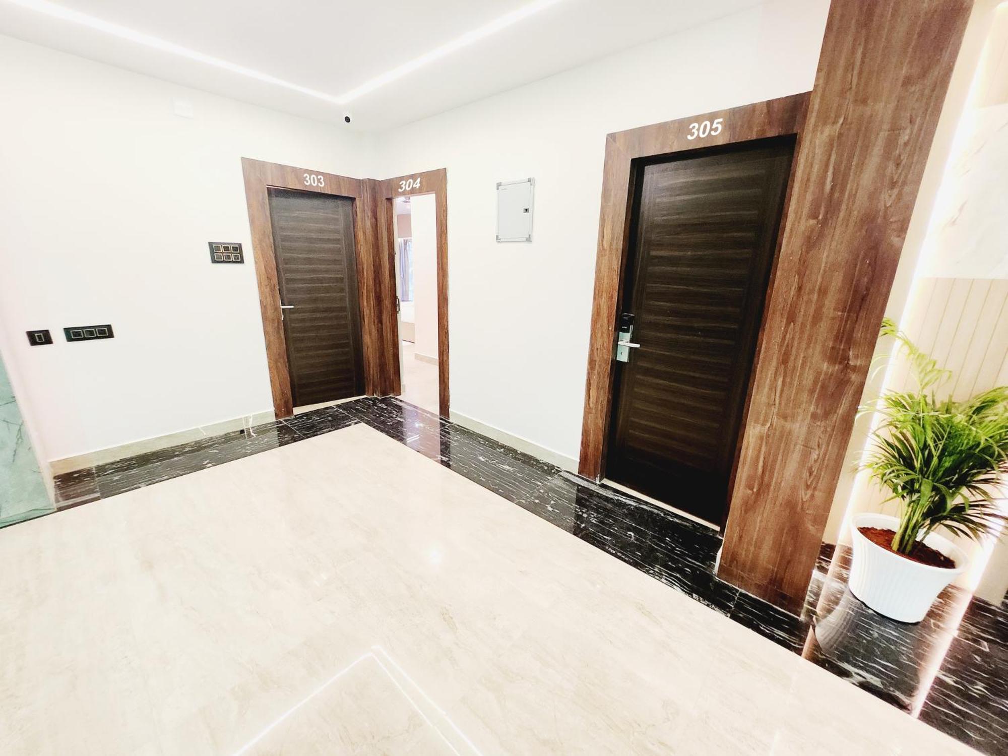 The Greenstar Inn Premium Bhubaneswar Buitenkant foto